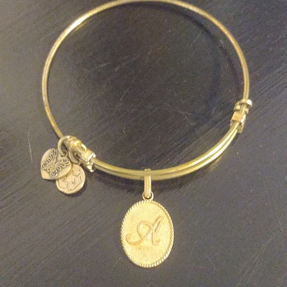 Angelica bracelet